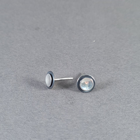 D1/10028  Small silver earrings