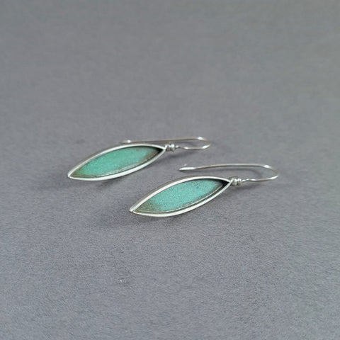 D1/10047  Silver with patina earring