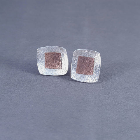 D1/10048  Silver and copper earrings