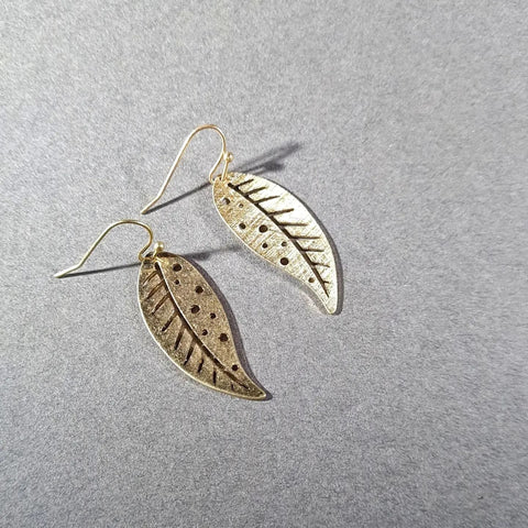 912356S Brass earring