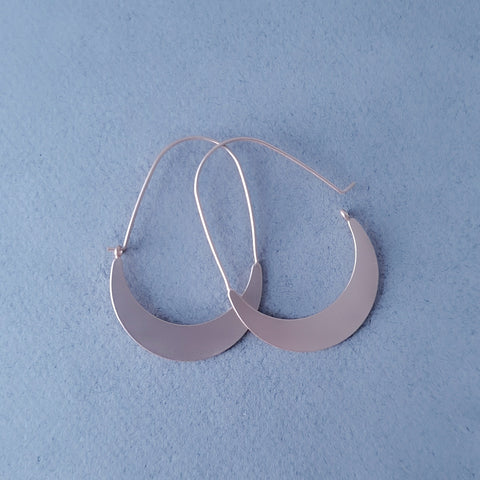 912179S Hoop style earrings